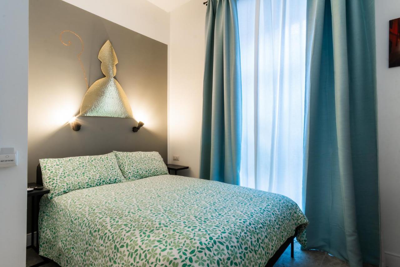 Bed and Breakfast Naos Neapol Zewnętrze zdjęcie